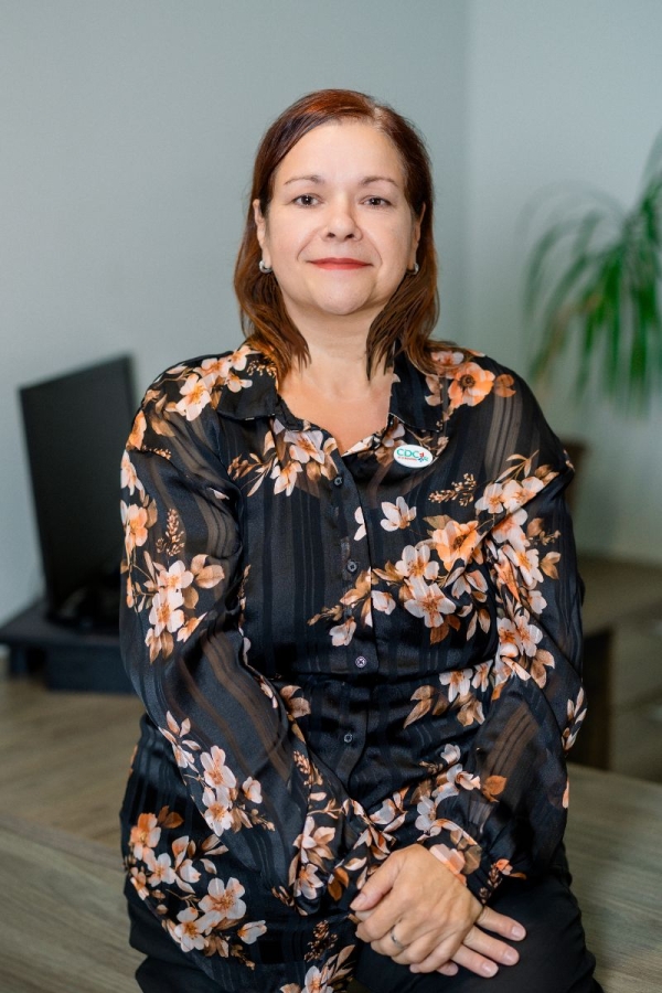 Portrait de Josée Carrier, agente de développement et de promotion